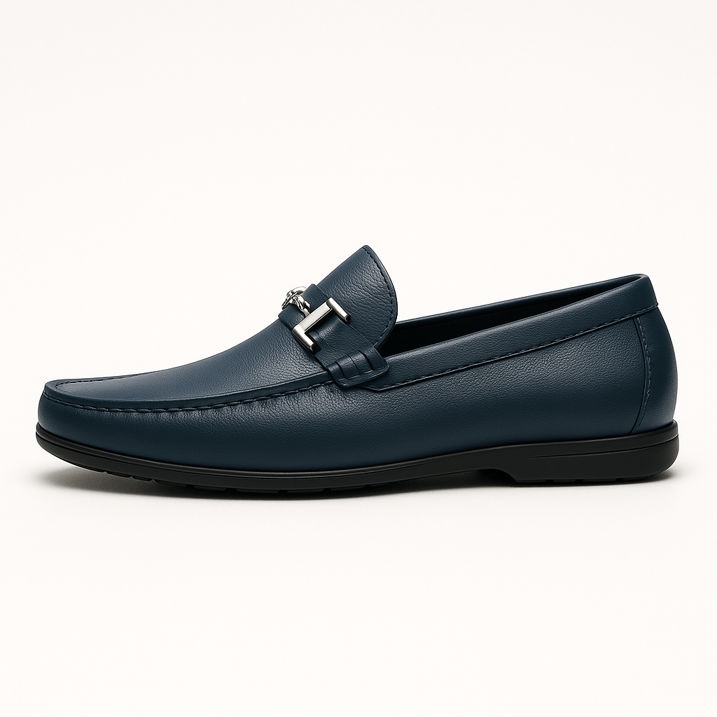 Κλασικά Δερμάτινα Loafers με Μεταλλική Λεπτομέρεια