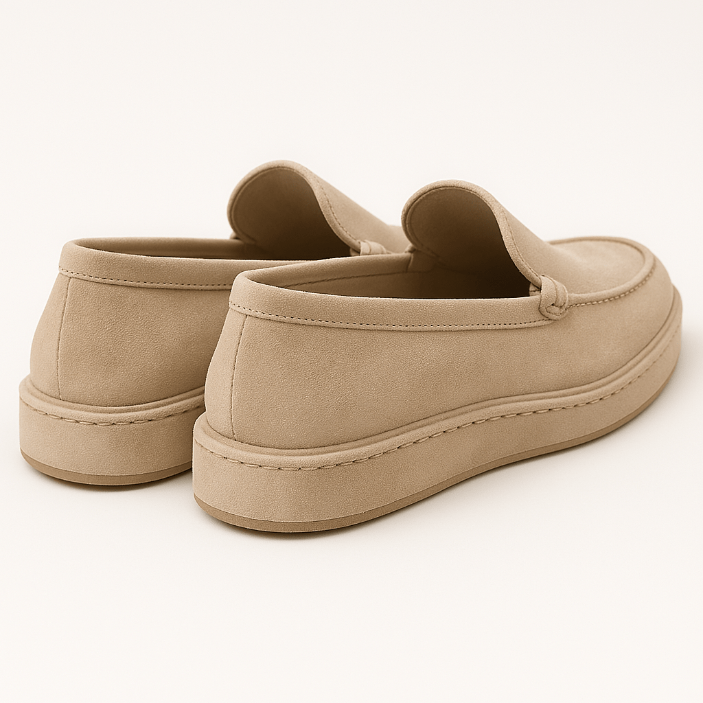 Σουέντ Loafers με Διαχρονικό Ύφος