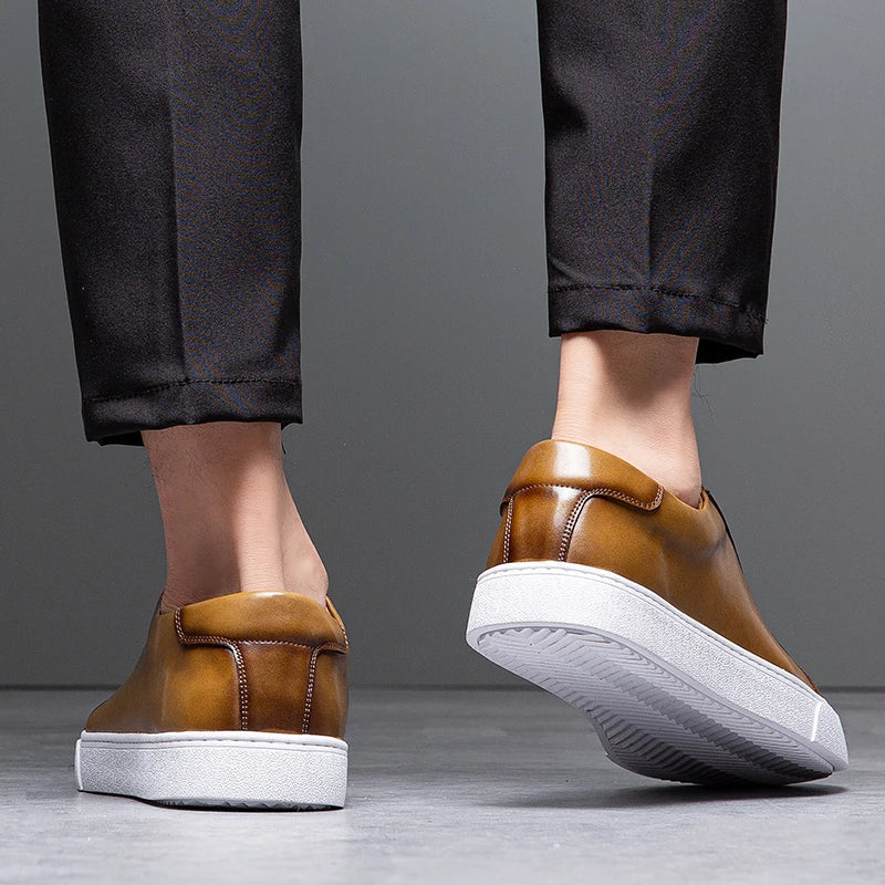 Δερμάτινα Sneakers με Στυλ